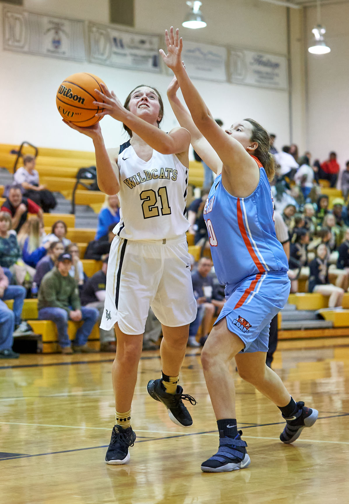 200103 DHS BBALL 3.jpg